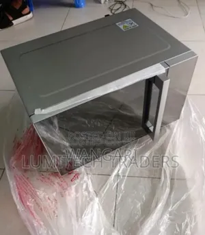 BLCK New Hisense 25l Microwave