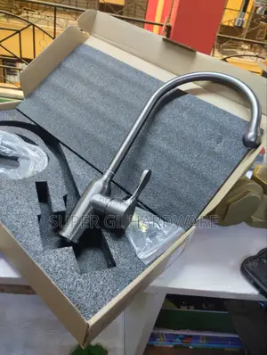 Single Hole Kitchen Faucet
