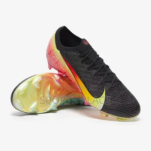 Merc Vapor 16 "Vini Jr" Black Dynamic Football Boots
