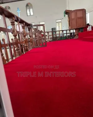 Cozy Full-Room Carpet Experience
