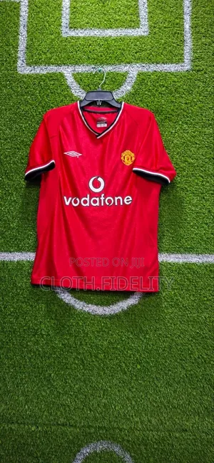 Manchester United Vodafone 00/02 Home Retro Jersey