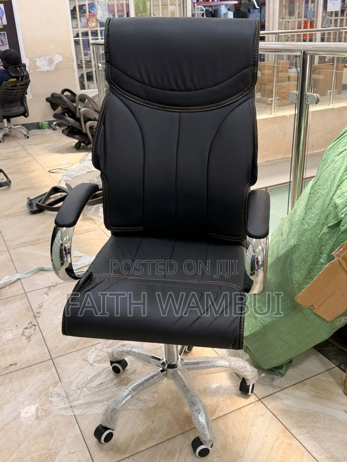 Ergonomic Executive Leather Chair ~ High Back, Padded Armrest