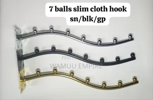 7 Balls Wall-Mounted Display Hangers