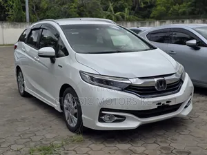Honda Fit Shuttle 1.5 Hybrid 2WD 2020 White