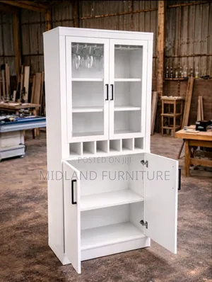 Bar Cabinet / Liquor Cabinet/ Wine Cabinet