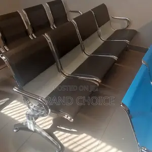 4 Seater Office Bench Chair