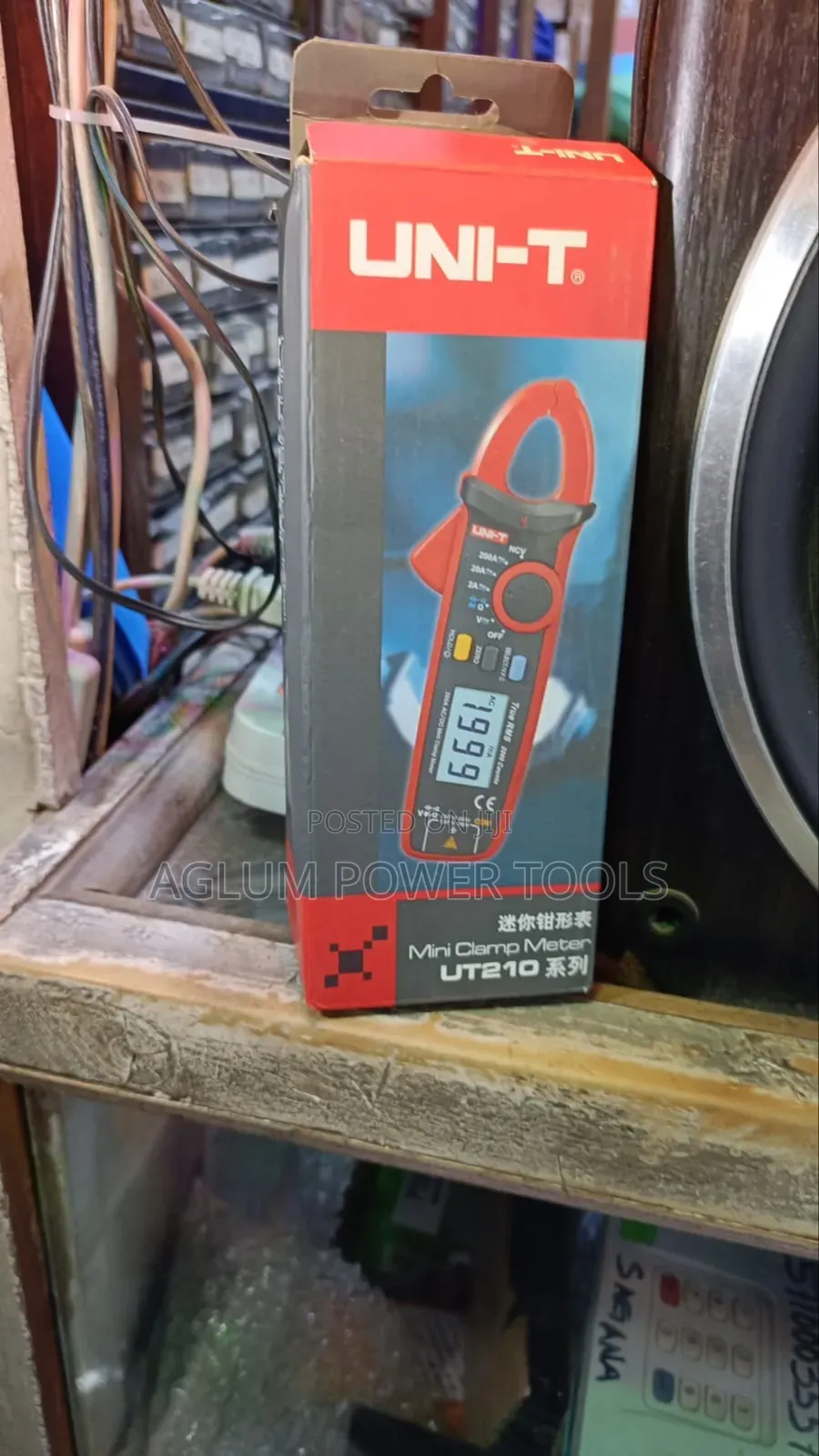 Uni-T Mini Clamp Meter Ut210