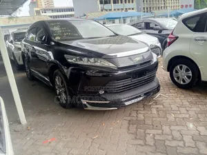 Toyota Harrier 2019 Black