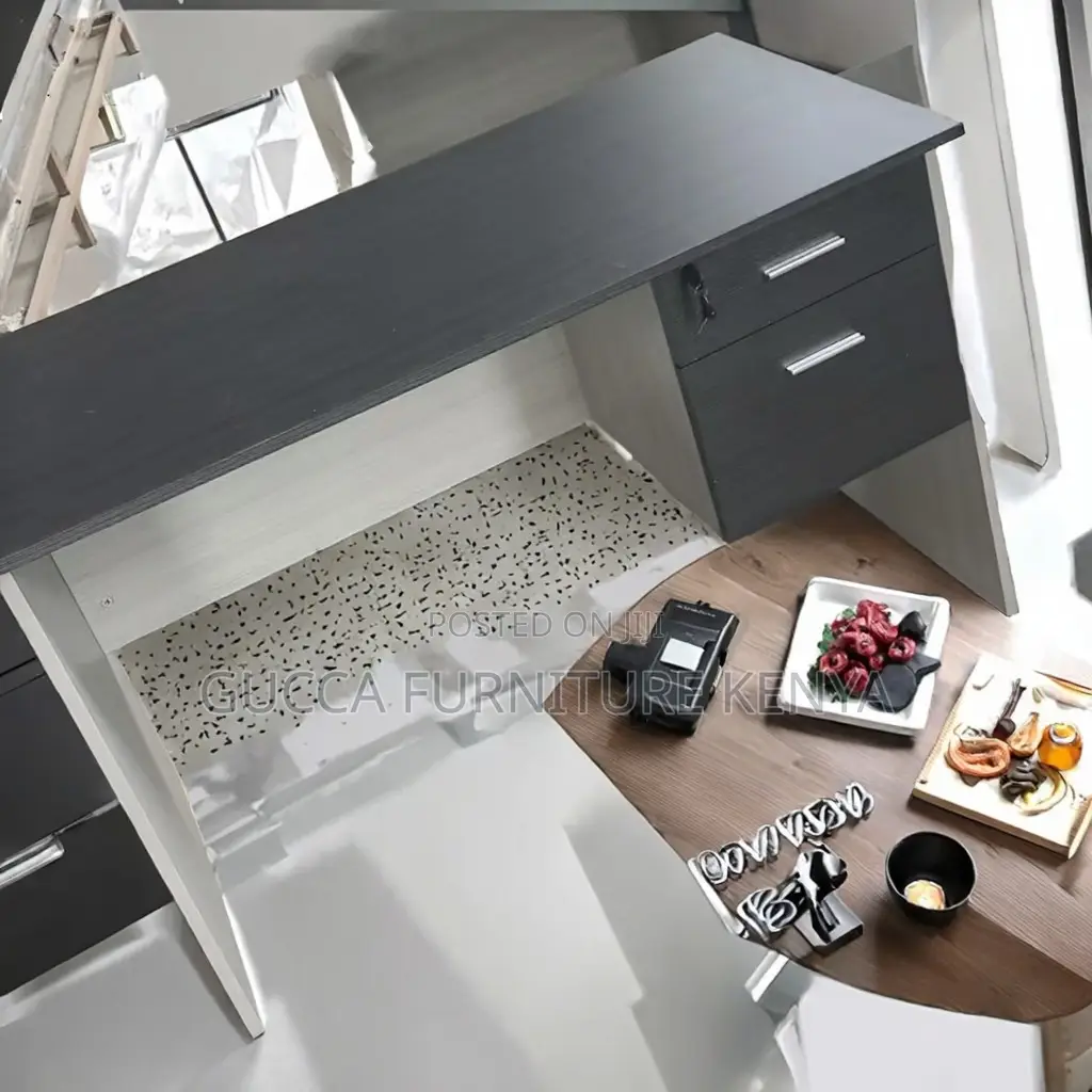 Clerical Customized Brown Study Desk With Drawers