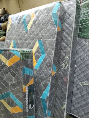 Vivo 4×6×8 High Density Quilted Mattress