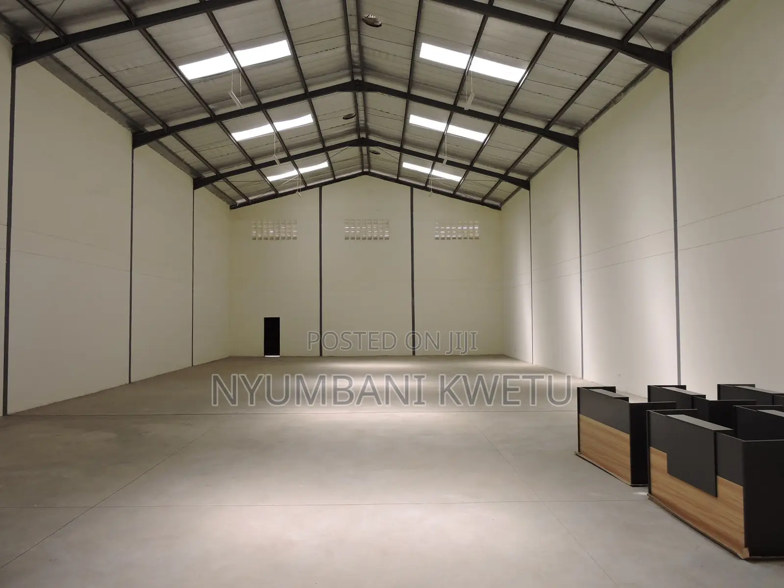 Warehouse for Sale Along Eastern Bypass