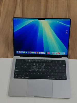 Laptop Apple MacBook Pro 2021 M1 32GB Apple M1 Pro SSD 512GB