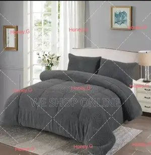 Heavy Warm Woolen Duvet Size 6*7 Ft