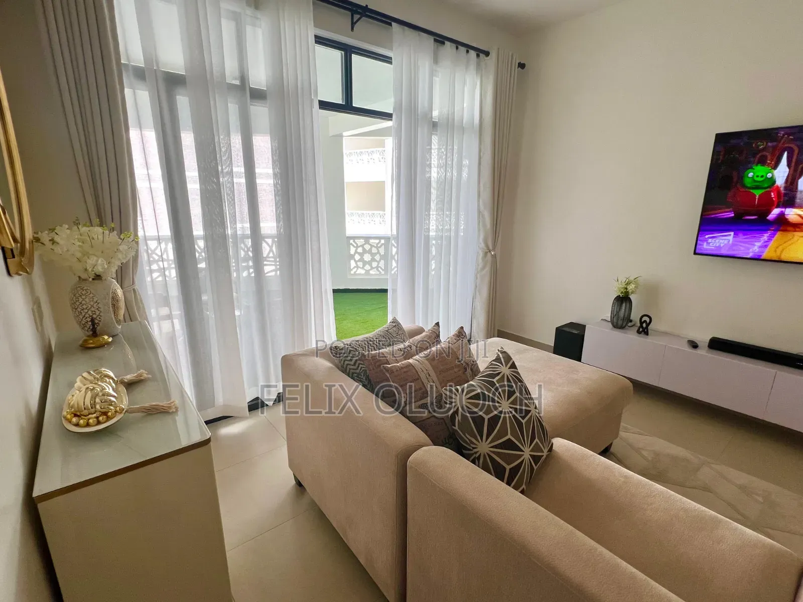 Two Bedroom Beachfront in Nysli