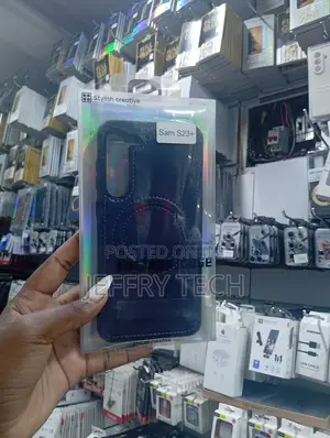 Leather Magsafe Shockproof Cover for the Samsung Galaxy S23 Plus.