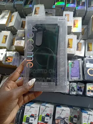 Mocome Max Series Protective Case for the Samsung Galaxy Z Fold 5.