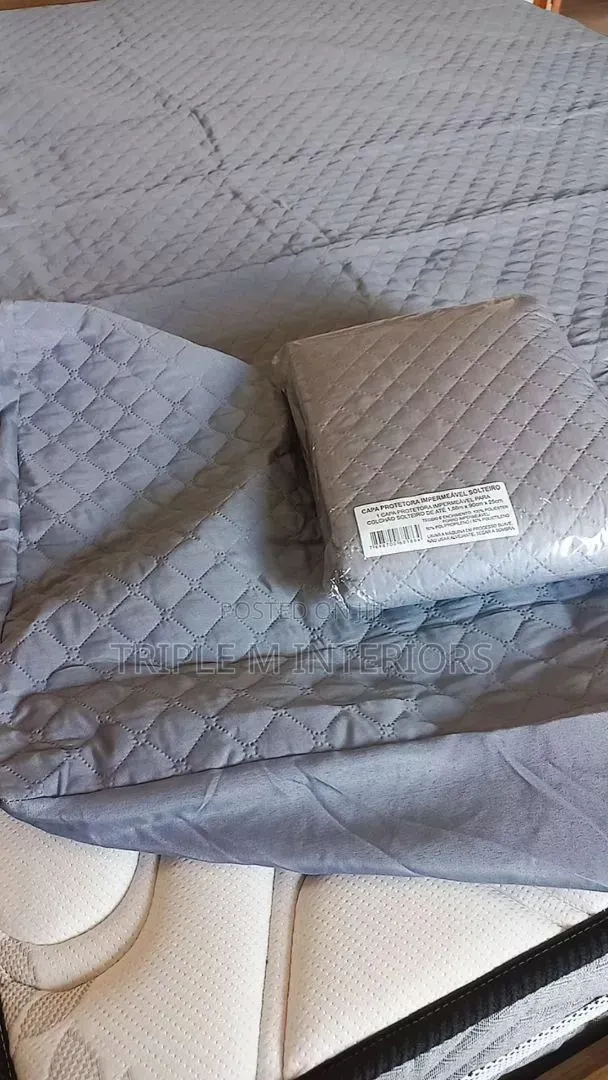 Soft Terry Cloth Mattress Protector