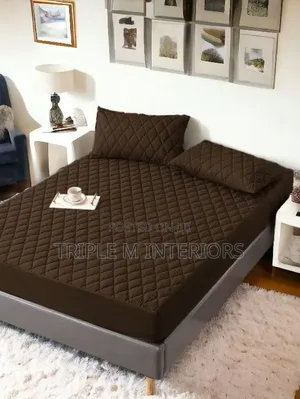Strong Elastic Mattress Cover for Secure Fit