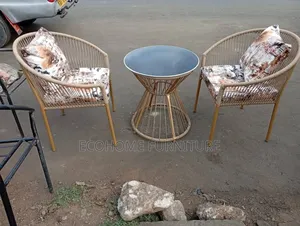 2 Seater Chair and Round Table