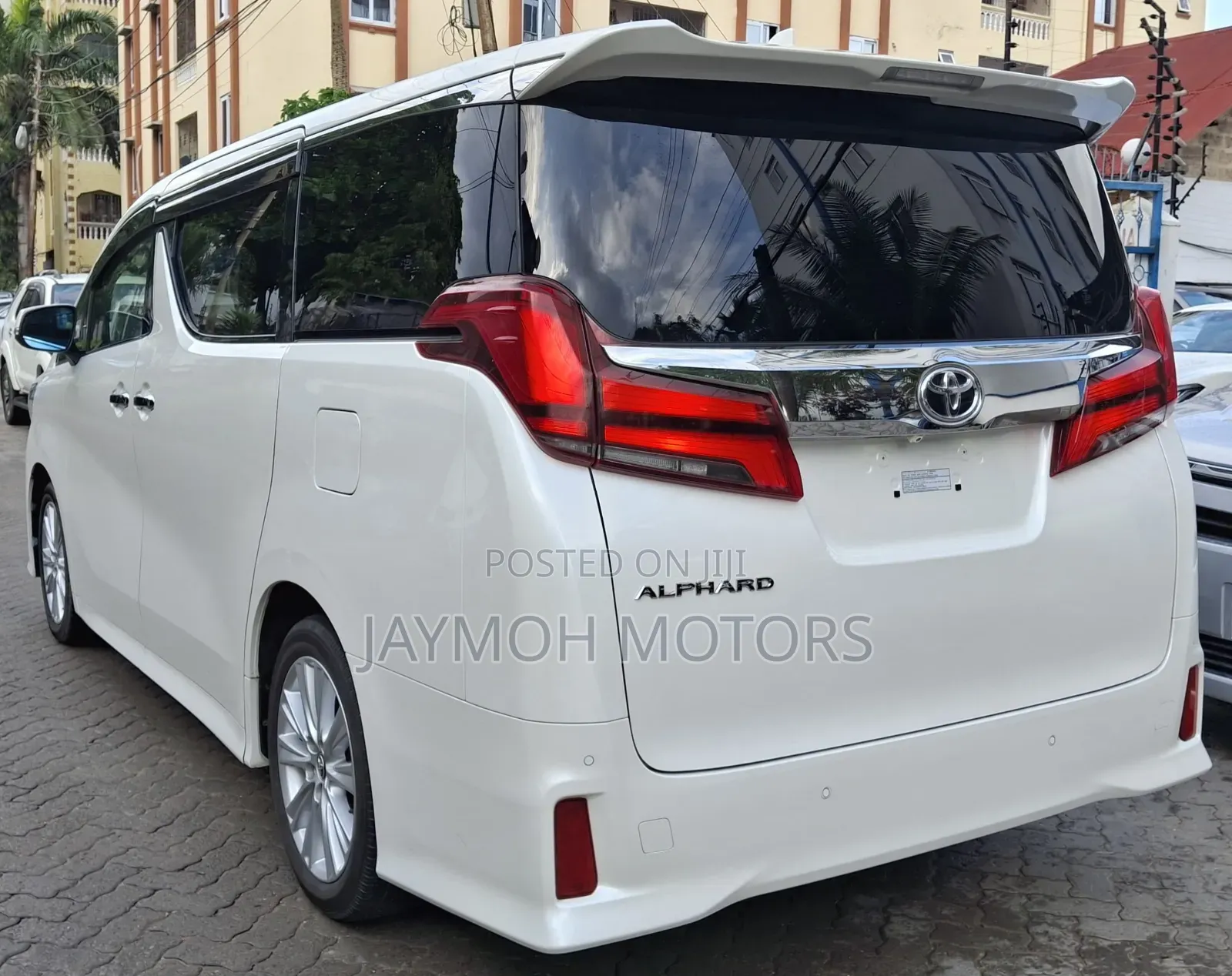 Toyota Alphard 2019 White