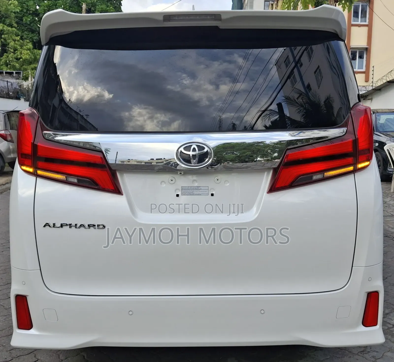 Toyota Alphard 2019 White