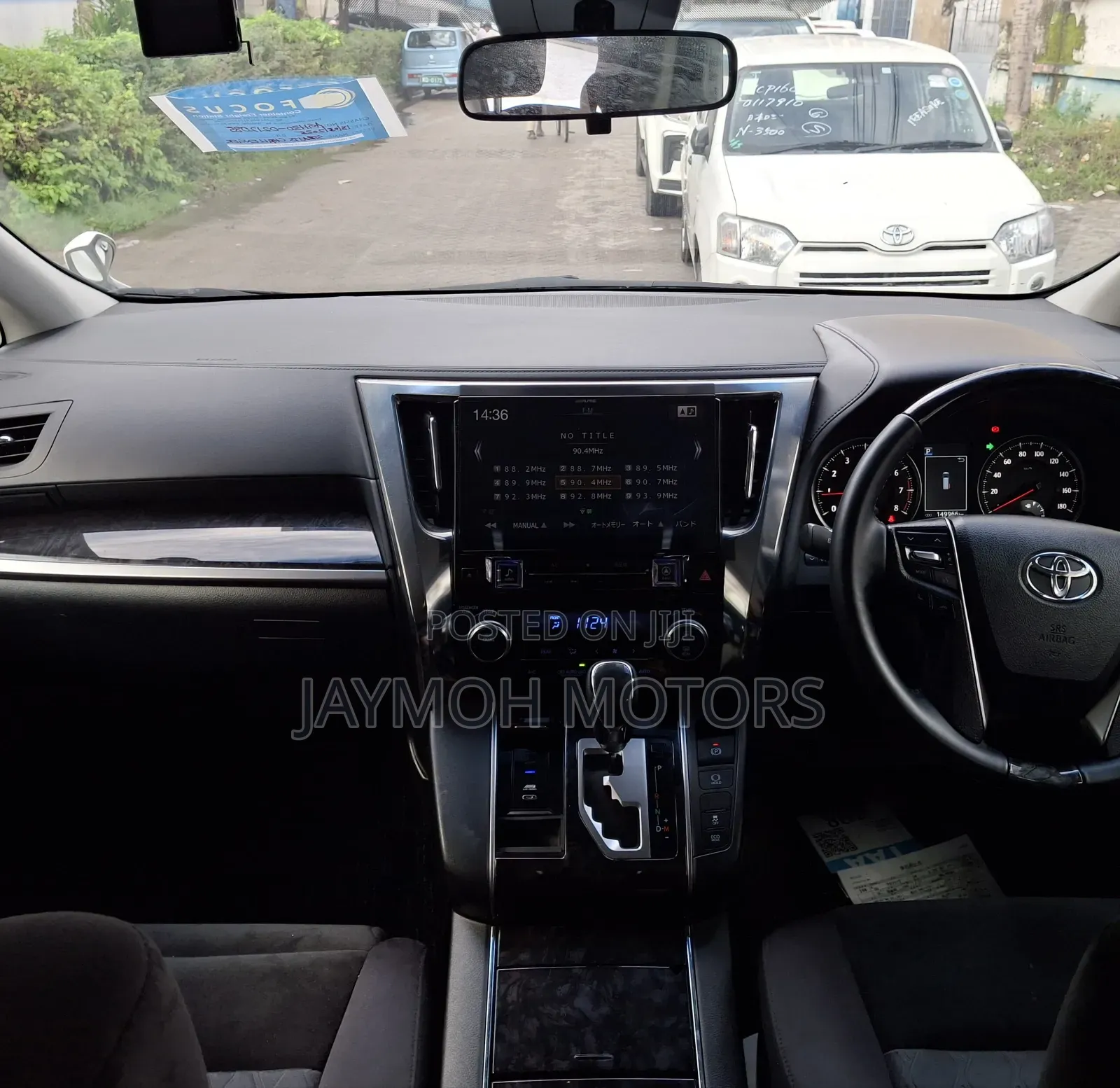 Toyota Alphard 2019 White