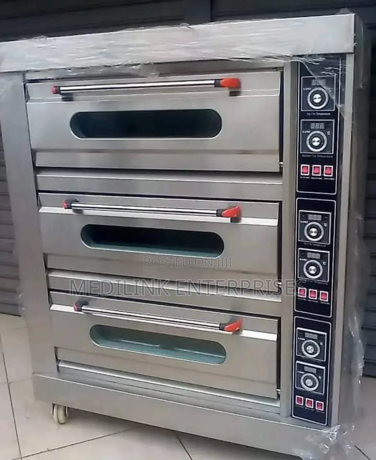 Lafayette Baking Oven 3-Deck 9 Trays