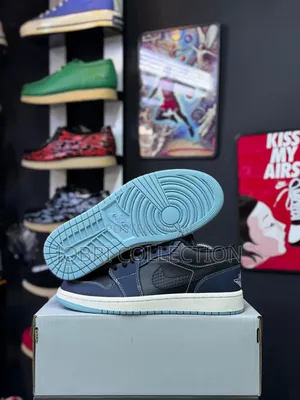 Nike Air Jordan 1 Low ‘Obsidian’ Sneakers