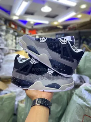Air Jordan 4 Retro Sneakers