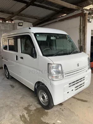 Suzuki Every 2019 White