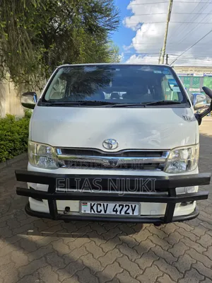 Toyota HiAce 2012 White