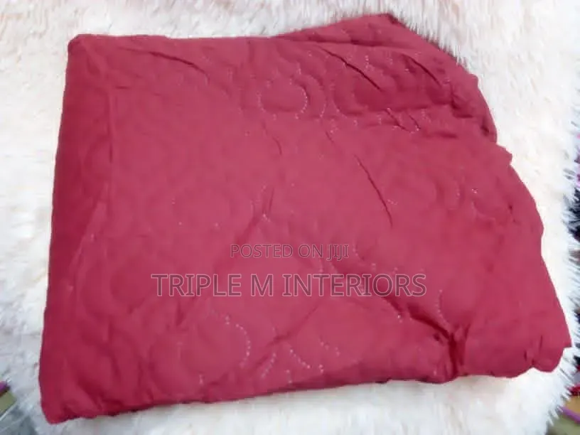 Anti-Stain Mattress Protector for Everyday Use