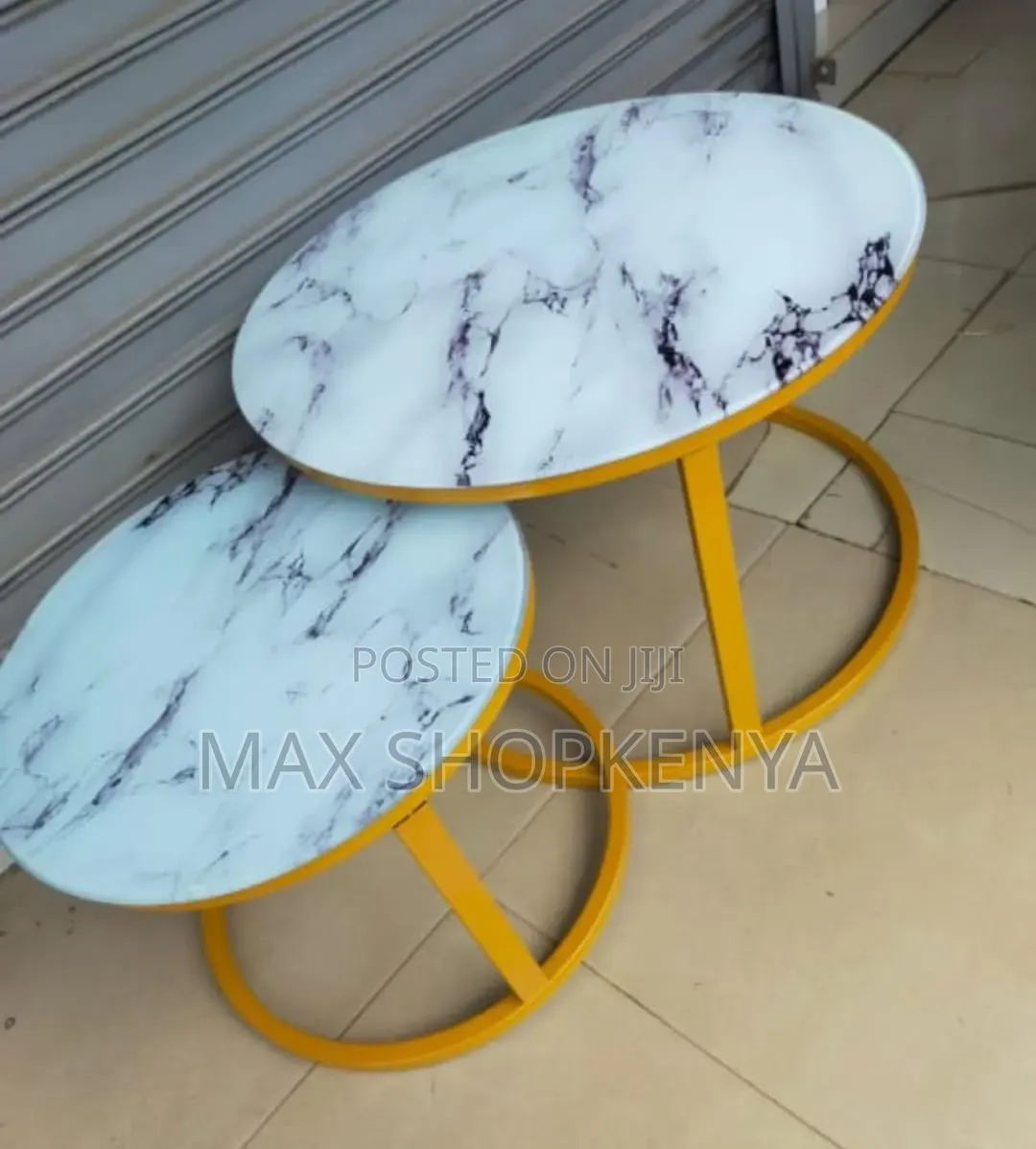 Coffee Table Glass Effect
