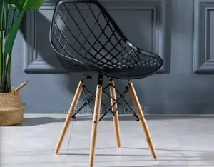 Mesh Back Eames Chair Black