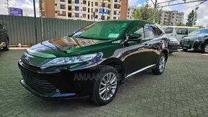 Toyota Harrier 2.0 2019 Black