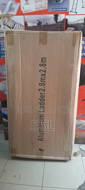 5.6 Double Telescopic Aluminium Ladder (2.8m+2.8m)