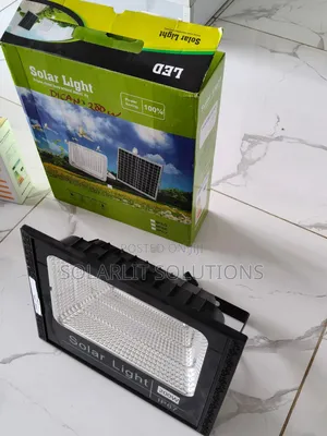 200w Dican 3 Floodlight– Energy Saving Heavy-Duty Outdoor Lighting