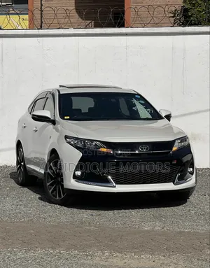 Toyota Harrier 2.0 Turbo GR Sport 2019 White