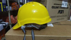 Yellow Industrial Safety Helmet With Nob