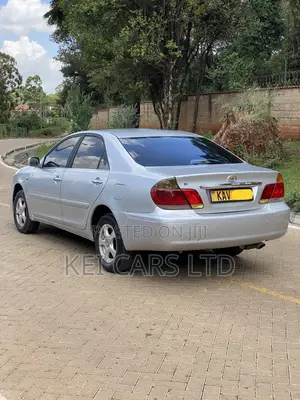 Toyota Camry 1998 Silver