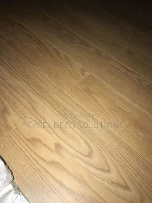 Wood Design Vinyl Carpet for Comfortable and Elegant Interiors