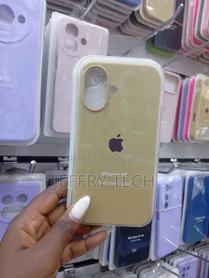 Apple iPhone 16 Silicone Case With Magsafe.