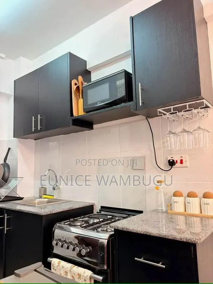 Studio Available Ngara Grand Midtown Apartment