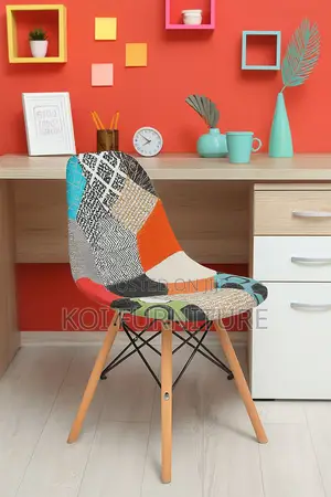 Dining Chairs; Eames Artful Designed Teal Dining Chair