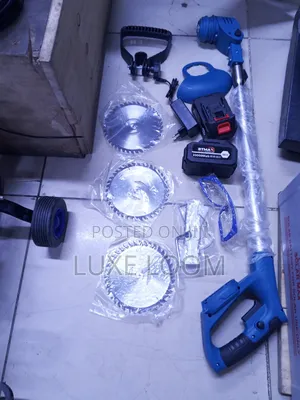 Cordless Grass Cutter Machine