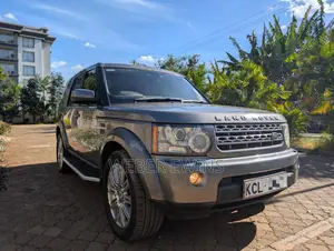 Land Rover Discovery 2010 Silver