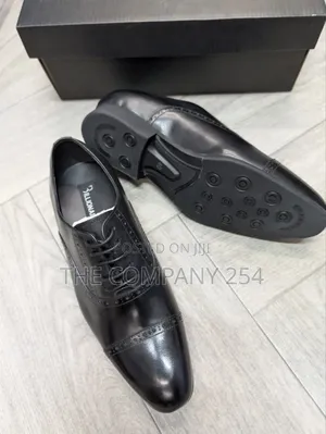 Quality Leather Casual Timberland,Clarks, Billionaire Official Shoes