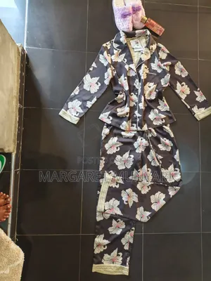 Carolyn Donnelly Travel/Lounge Set
