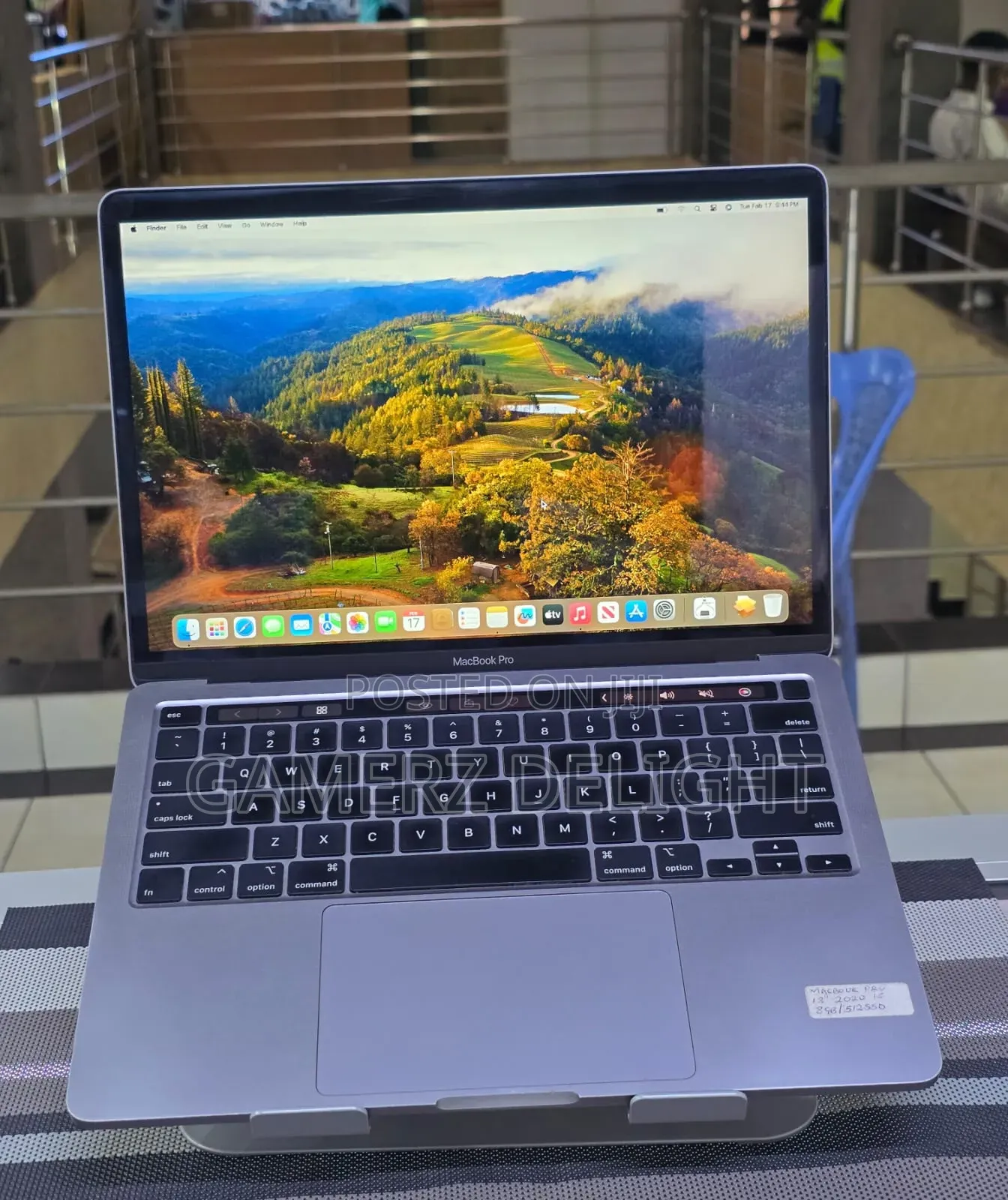 Laptop Apple MacBook Pro 16GB Intel Core i5 SSD 512GB
