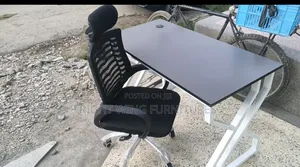 Office Furniture :Double Stand Metallic Table